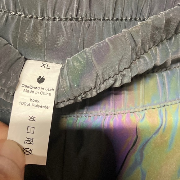 Flexliving Holographic Women's Running Shorts - Picture 11 of 12